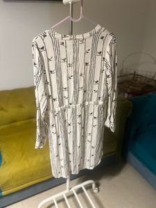 Global Desi White And Black Tunic / Kurti