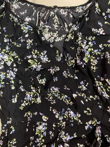 Forever New MAYA FRILL WRAPMIDI DRESS