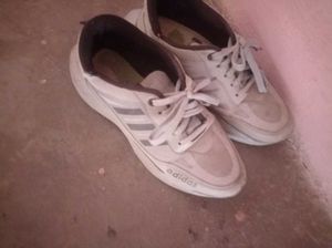 Adidas Sneakers