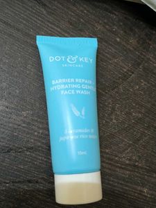 Renee Lipstick N Body Lotion With Face Wash.
