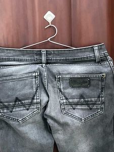 Wrangler Grey Wash Jeans
