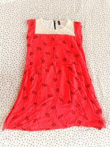 Coral Leaf Print Top