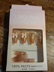 Press-On Nail Set with Bows (12 Pcs)