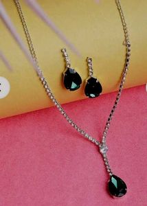 New Emerald Necklace & Earring Set