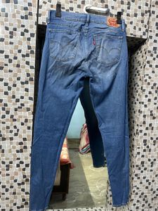 Levis Jeans