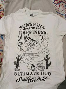 Smileyworld Tee