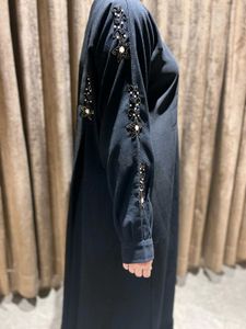Elegant 2 Pcs Abaya With Hijab Imported From Dubai