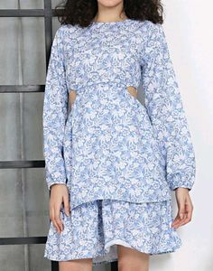 Peasant Sleeve Floral Layered Dress with Cut-Out W