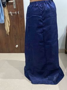 Elegant Navy Blue Skirt with astar