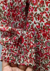 Topsfor Rs.99 Only/ Globus Brand Floral Medium Top