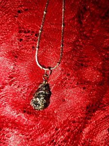 Stone Pendant Necklace