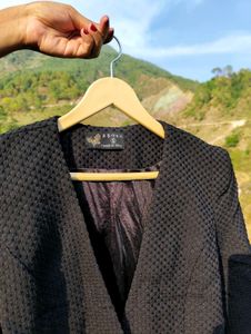 Korean Black Jacket With Textured Fabric