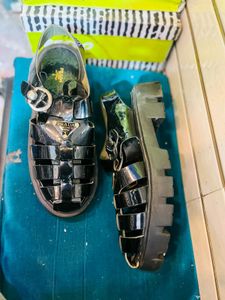 💰💥Prada Exotic Fisherman Sandals💥💰