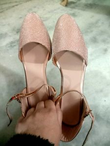 Rose Gold Heels 🌸🎀