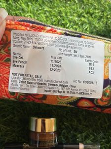 Estee Lauder Skincare Set with Pouch