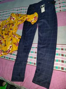 Floral Top &amp; Checkered Pants Set