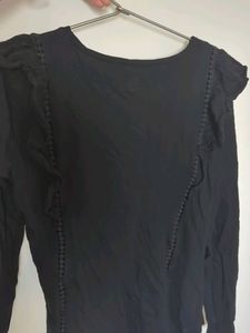 Beautiful And Stylish Black Top