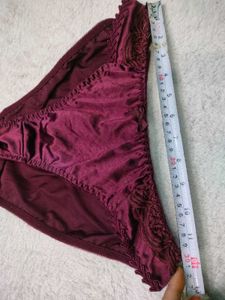 Burgundy 💚Lace Trim Panties