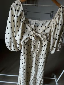 Off White Polka Dot (Plus Size FIT)