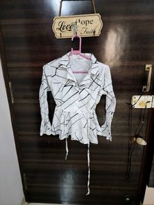 Stylish Geometric Print Top