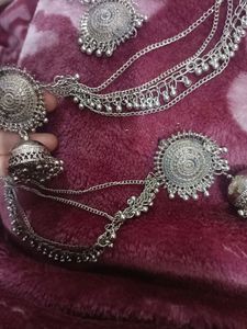 Oxidised Jewel Setwith Maangtikka
