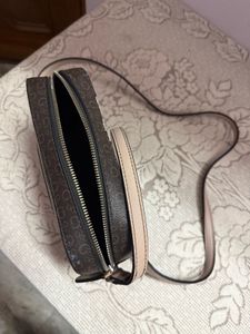 Original Guess Sling