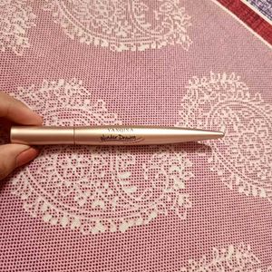 Thin Korean Eyeliner for Large Doll eyes