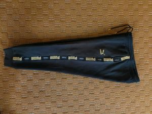 PUMA BLACK TRACKPANT