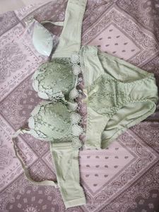 Green Lace Lingerie Set