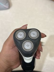 Philips UNISEX AquaTouch Shaver