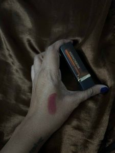 Faces Canada Lipstick - 11 Oh so serious