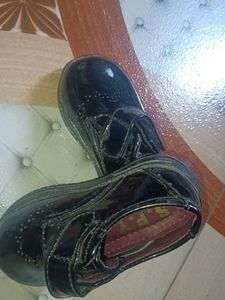Shiny Black Dress Shoe