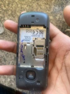 Nokia C 200