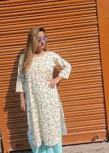Full suit set including dupatta