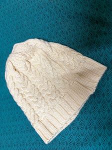 Dressberry Cream Knit Beanie