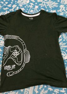 Zudio Fitted Tee – Simple, Sleek, &amp; Up for Grabs