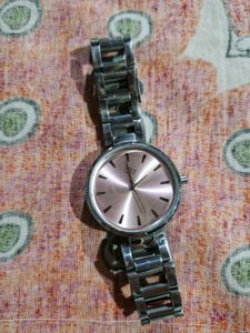 Dresberry Watch