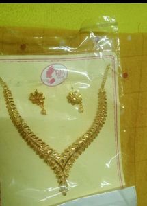 Gold-tone Necklace and Earring Set