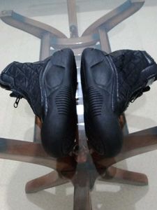 Black windbreaker Zipper Boots