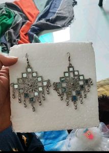 2 Set Of Earing
