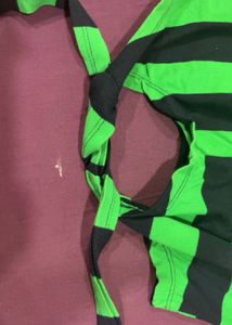 Green Crop Top W Knot