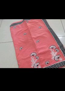 Beautiful Trendy Saari