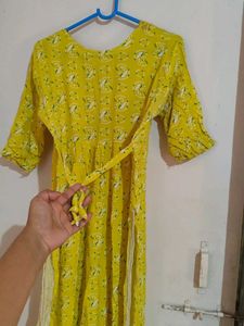 Kurta Set Beutiful Pure cotton Yellow Green Colo