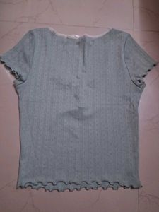 H&amp;M Cute Green Top