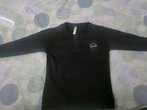 Black Sweatshirt For 5-6 Years Girl 28 Number