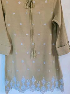 🫒Embroidered Sage Green Tunic