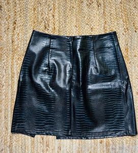 Beautiful Leather Mini Skirt ♥️