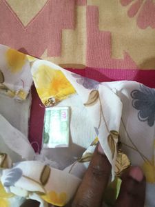 Beautiful Skirt Nd Top For Baby Girl Size Issue