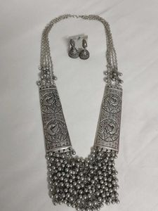 Silver Tribal Style Necklace & Earring Set