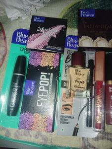 BLUE HEAVEN Bridal Makeup kit for women